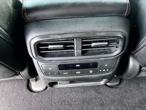 Used 2025 Honda Ridgeline Black Edition image 16