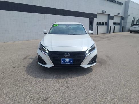 Used 2023 Nissan Altima 2.5 SV AWD/4WD image 10