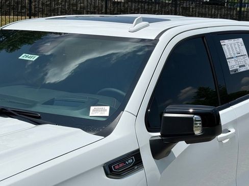 New 2026 GMC Sierra 1500 AT4 w/ AT4 Premium Package AWD/4WD image 11