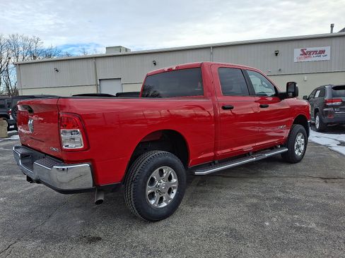 Used 2024 RAM 2500 Big Horn w/ Bed Utility Group image 8