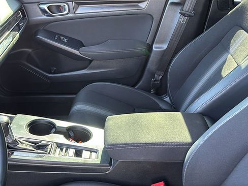 Used 2023 Honda Civic Sport image 25