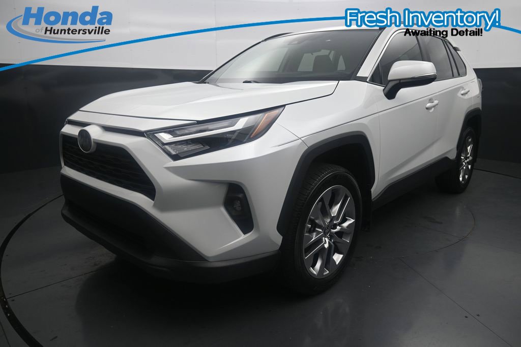 Used 2024 Toyota RAV4 XLE Premium FWD image 12