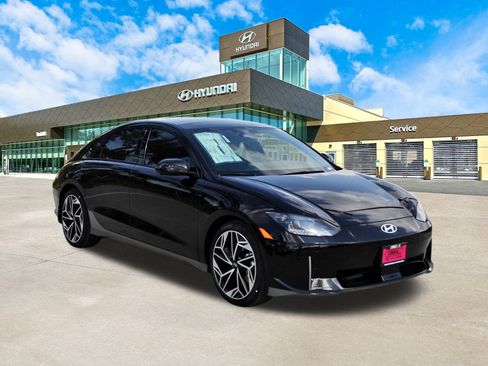 New 2025 Hyundai Ioniq 6 Limited image 3