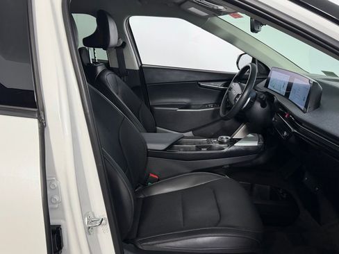 Used 2024 Kia EV6 Wind image 34