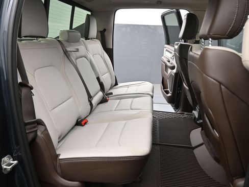 New 2026 RAM 1500 Laramie w/ Laramie Southwest Edition AWD/4WD image 29