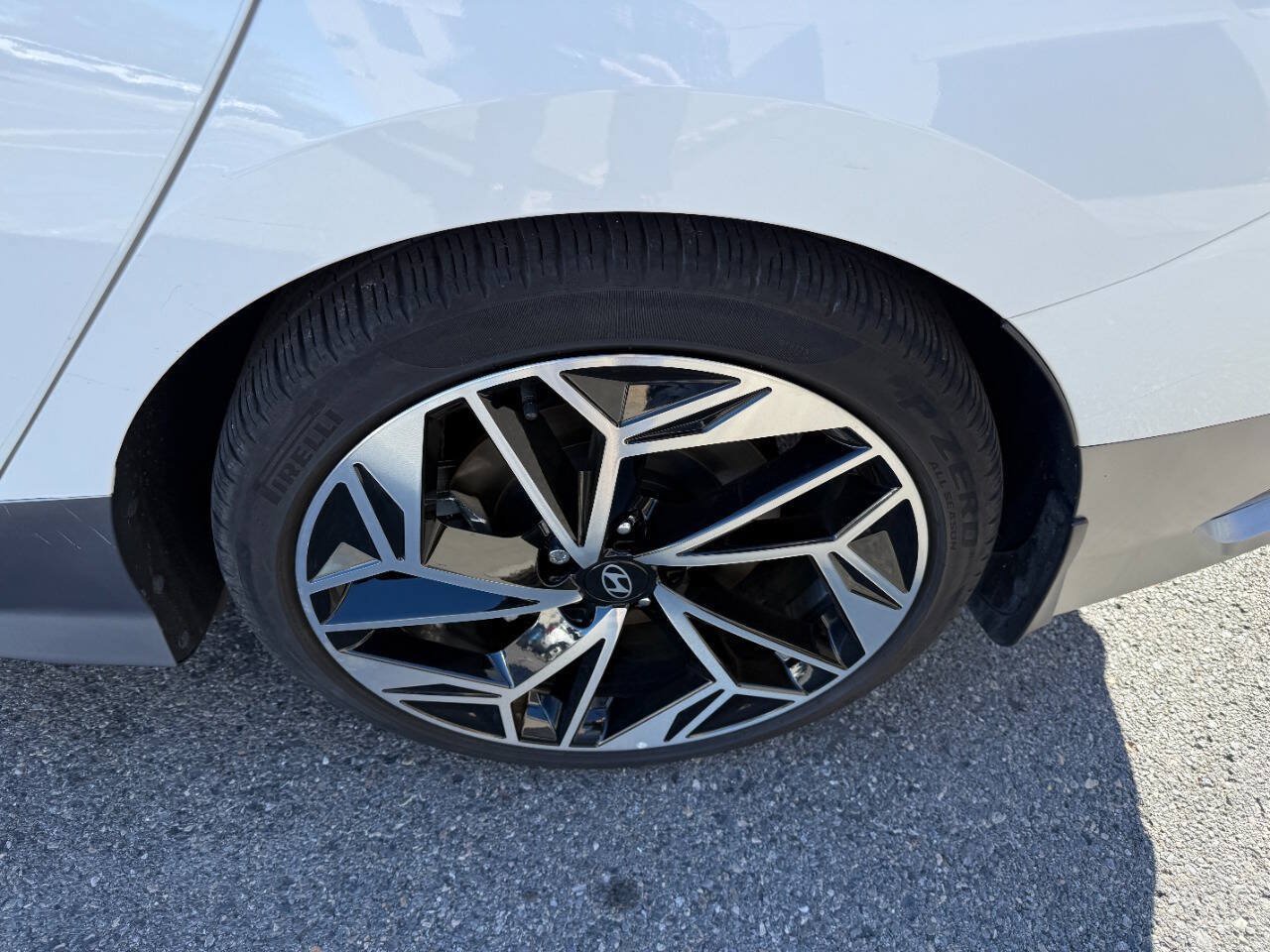 Used 2023 Hyundai Ioniq 6 SEL AWD/4WD image 15