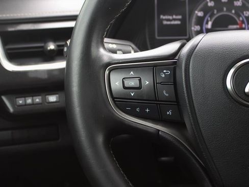 Used 2021 Lexus UX 200 w/ Accessory Package (Z1) image 28