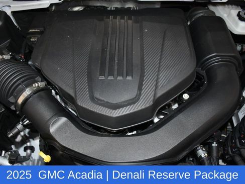 Used 2025 GMC Acadia Denali w/ Super Cruise Package AWD/4WD image 7