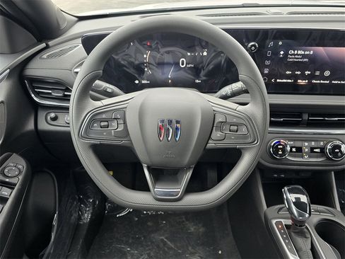 New 2026 Buick Envista Preferred image 25