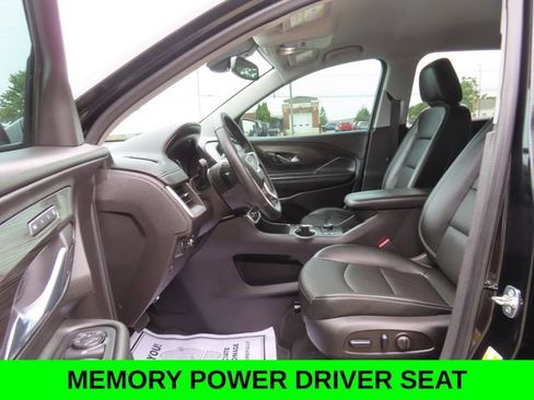 Used 2024 GMC Terrain SLT w/ Elevation Edition AWD/4WD image 17