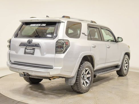 Used 2018 Toyota 4Runner TRD Off-Road Premium image 12