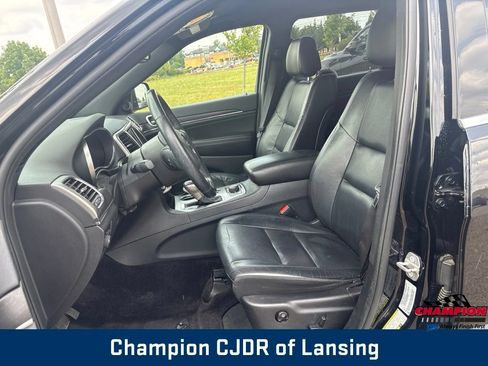 Used 2018 Jeep Grand Cherokee Limited w/ Trailer Tow Group IV AWD/4WD image 11