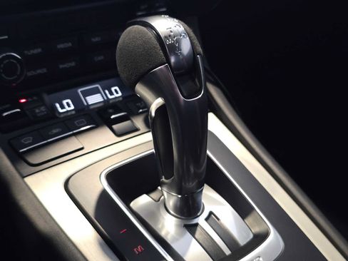 Used 2018 Porsche 911 GT3 RWD image 27