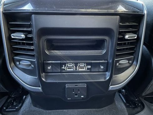 Used 2020 RAM 1500 Laramie image 27