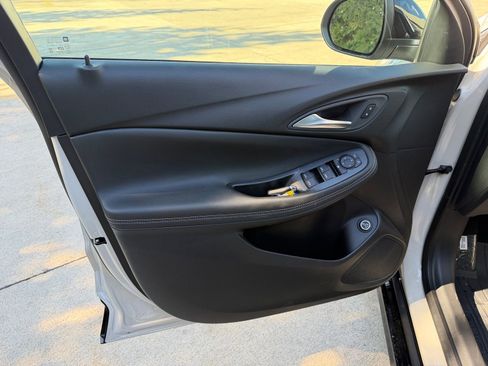 New 2026 Buick Encore GX Sport Touring image 9