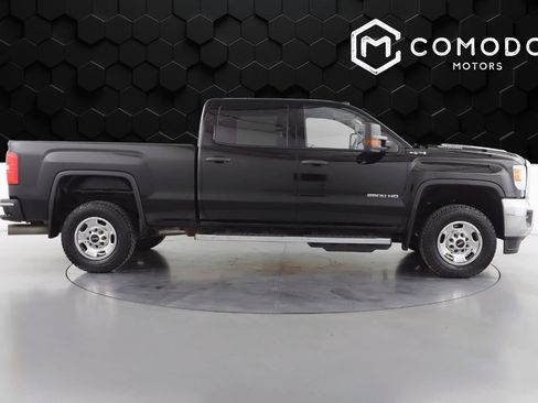 Used 2019 GMC Sierra 2500 4x4 Crew Cab image 2