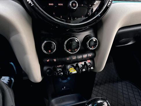 Used 2024 MINI Cooper SE w/ Signature Upholstery Package FWD image 36