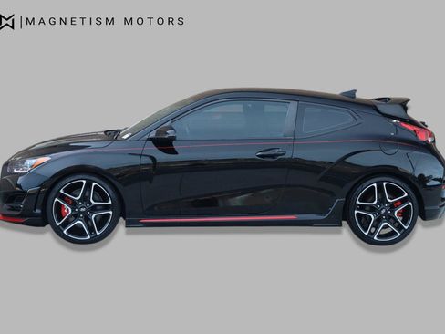 Used 2021 Hyundai Veloster N FWD image 3