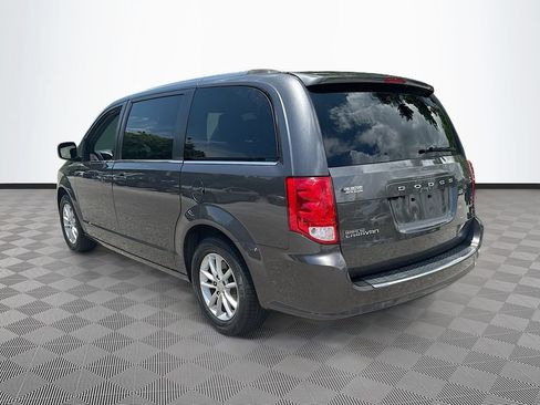 Used 2020 Dodge Grand Caravan SXT FWD image 8