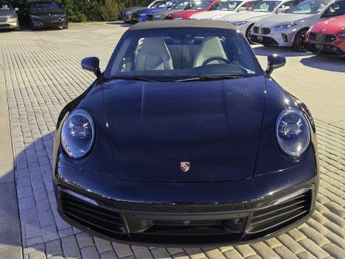 Used 2021 Porsche 911 Targa 4 image 2