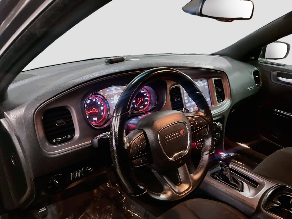Used 2023 Dodge Charger R/T w/ Blacktop Package RWD image 9