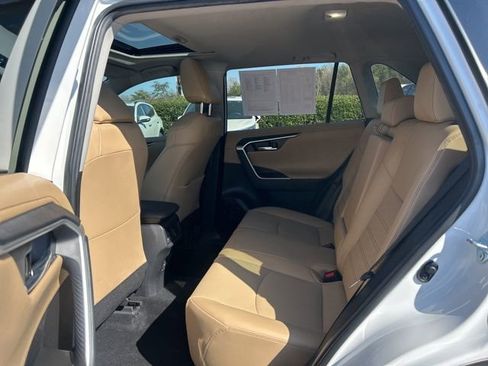 Used 2024 Toyota RAV4 Limited image 16