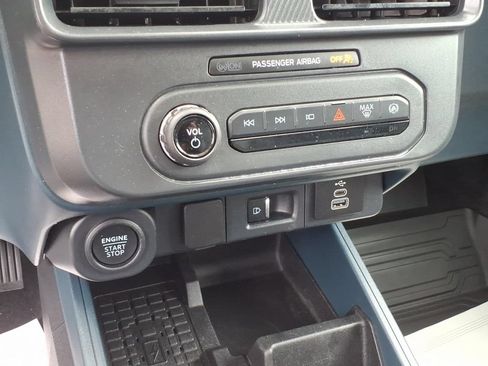 Used 2025 Ford Maverick Tremor AWD/4WD image 24