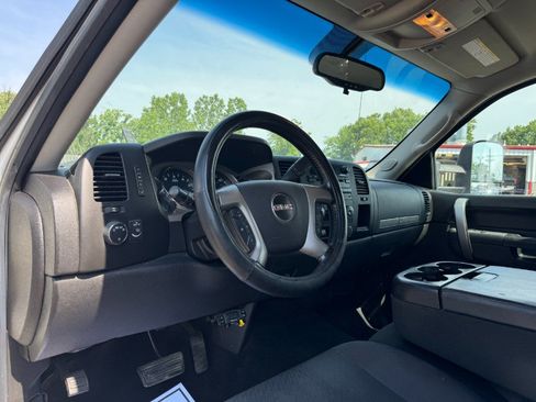 Used 2014 GMC Sierra 2500 SLE AWD/4WD image 14