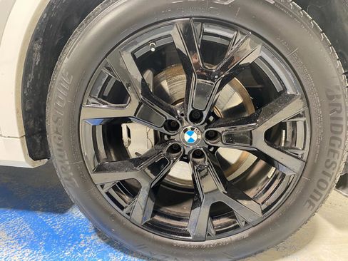 Certified 2025 BMW X7 xDrive40i w/ Premium Package image 30