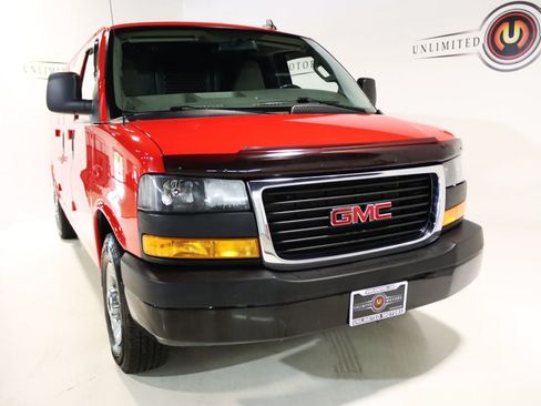 Used 2023 GMC Savana 3500 Extended w/ Driver Convenience Package RWD image 19