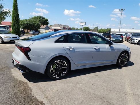 New 2026 Kia K5 GT image 2