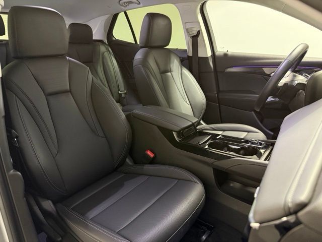 Certified 2025 Buick Envision Preferred AWD/4WD image 30