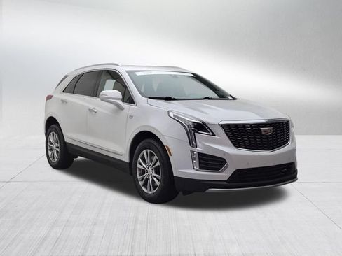 Certified 2023 Cadillac XT5 Premium Luxury AWD/4WD image 3