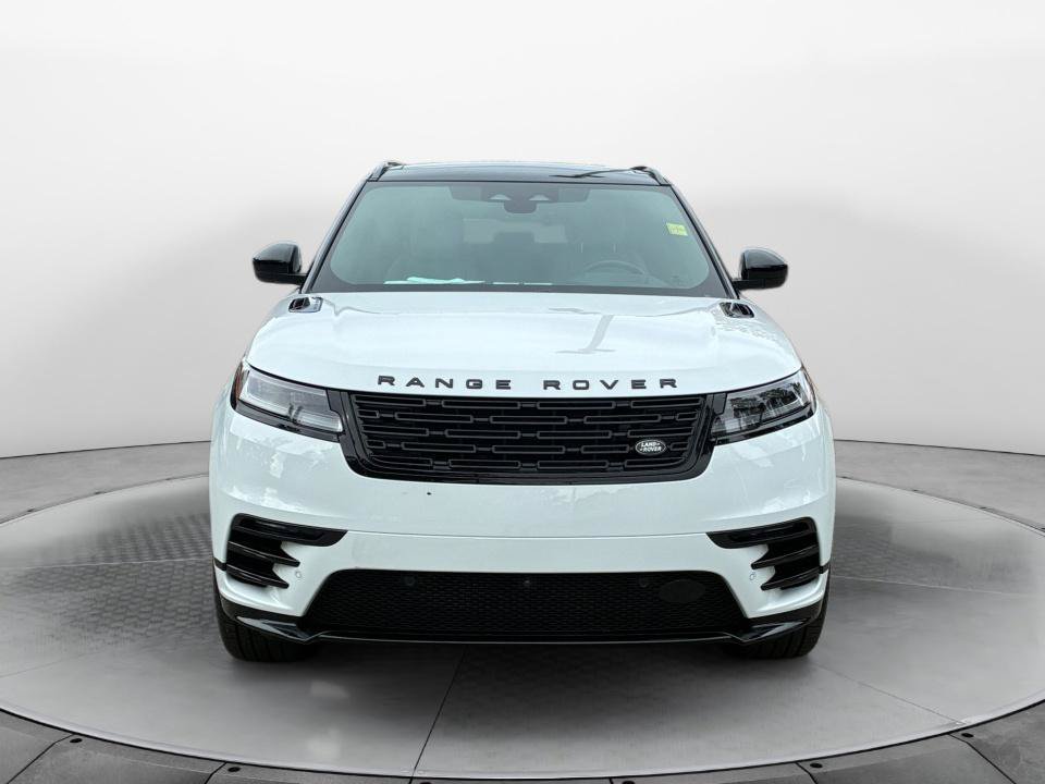 Used 2026 Land Rover Range Rover Velar Dynamic SE AWD/4WD image 2