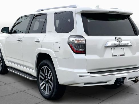 Used 2016 Toyota 4Runner Limited image 11