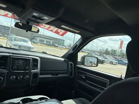 Used 2024 RAM 1500 Classic Warlock image 34