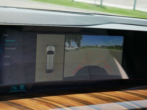 New 2026 Cadillac Escalade Platinum Sport AWD/4WD image 28