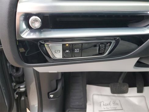 Certified 2024 Cadillac Lyriq Luxury image 7