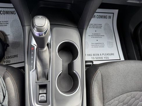 Used 2019 Chevrolet Equinox LT image 34