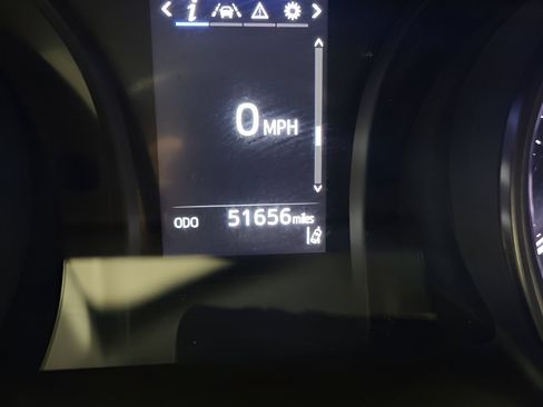 Used 2023 Toyota Camry SE w/ Protection Package (Q2) (TMS) FWD image 27