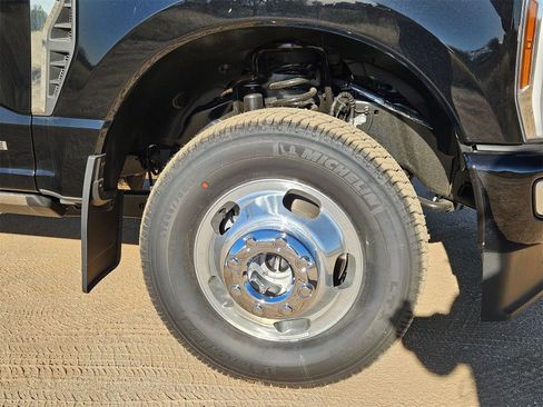 New 2026 Ford F350 Platinum w/ Platinum Plus Package image 10