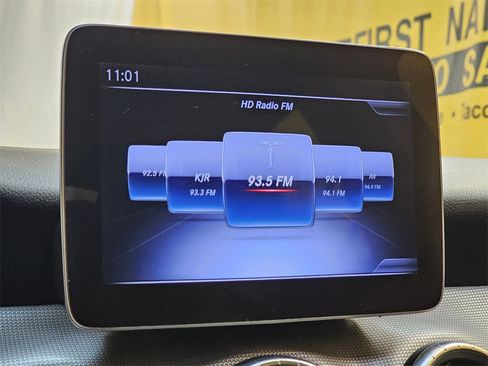 Used 2018 Mercedes-Benz CLA 250 image 24