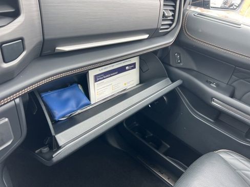 Certified 2022 Ford Expedition Platinum image 18