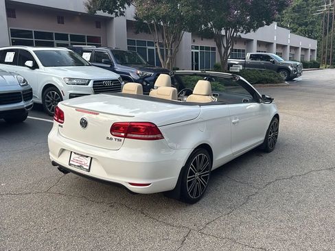 Used 2014 Volkswagen Eos FWD image 5