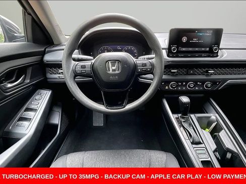 Certified 2025 Honda Accord SE image 8