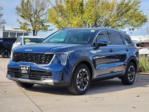 New 2026 Kia Sorento S w/ S Panoramic Sunroof Package FWD image 2