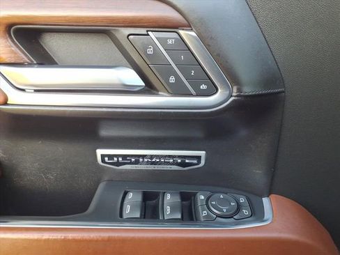Used 2023 GMC Sierra 1500 Denali Ultimate image 31