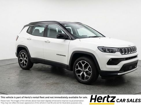 Used 2025 Jeep Compass Limited image 1
