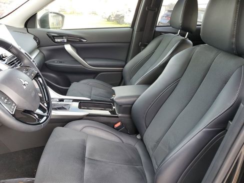 Used 2025 Mitsubishi Eclipse Cross Black Edition image 16