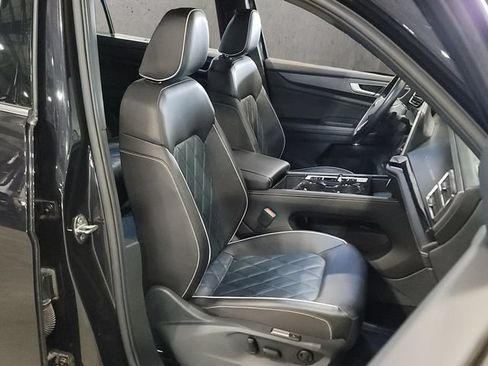 Used 2025 Volkswagen Atlas Cross Sport SEL Premium R-Line AWD/4WD image 20
